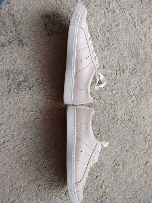 Sprzedam buty różowe