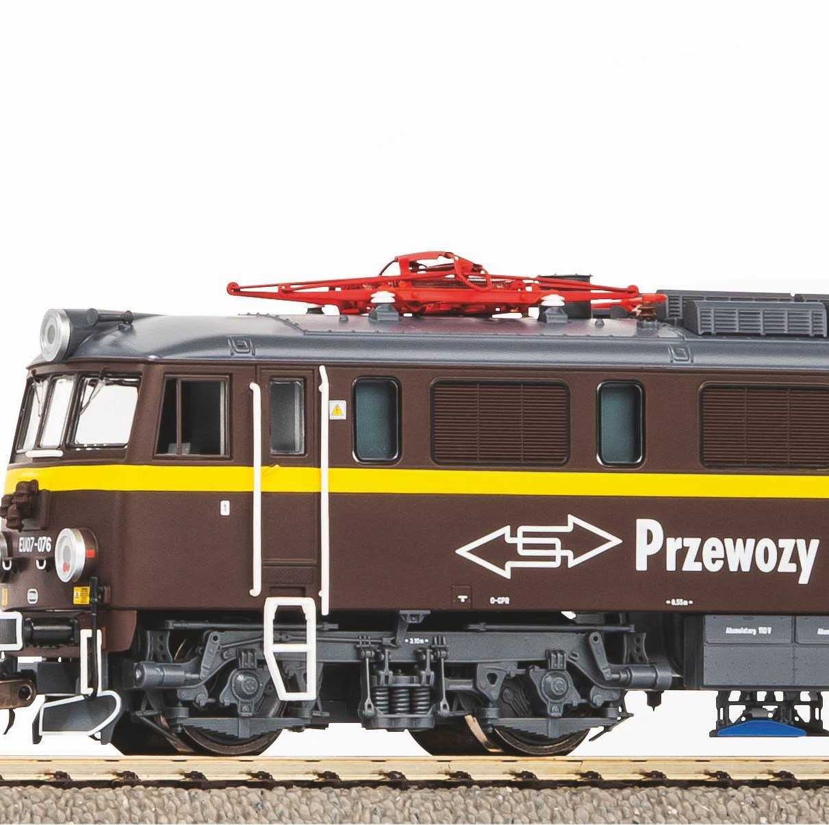 PIKO H0 (96391) - Lokomotywa elektryczna EU07 PR VI
