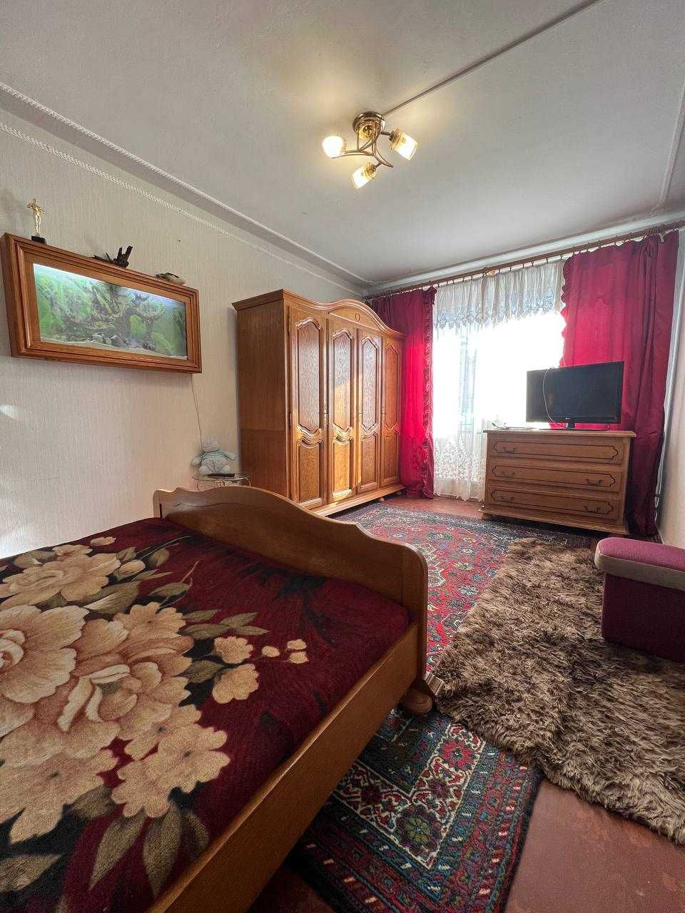 Продам 1-ую квартиру на Салтовке с хорошей мебелью и техникой!