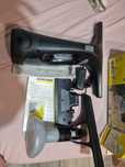 Akumlatorowa myjka do okien Karcher WV2 black edytion