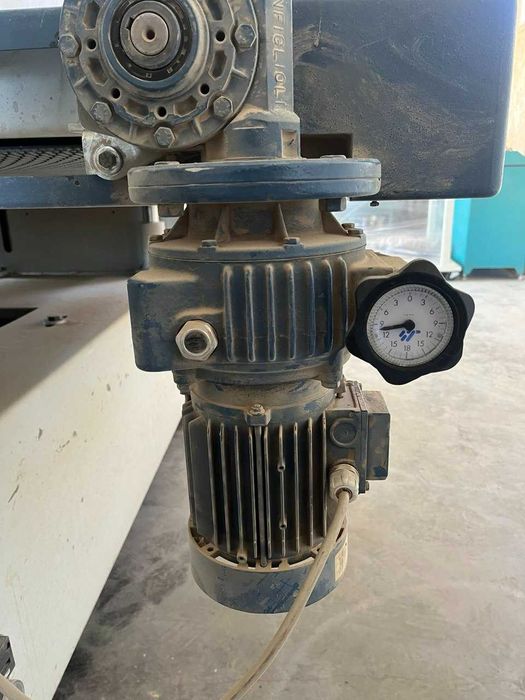 Станок шліфувально калібрувальний..