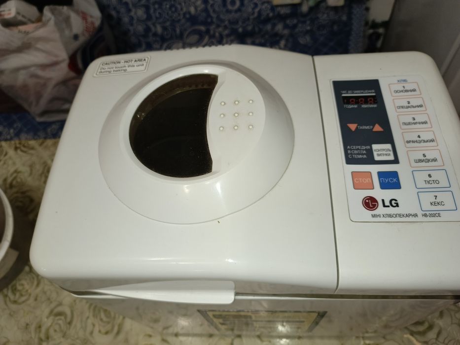 LG  HB- 202СЕ хлебопечь на запчасти