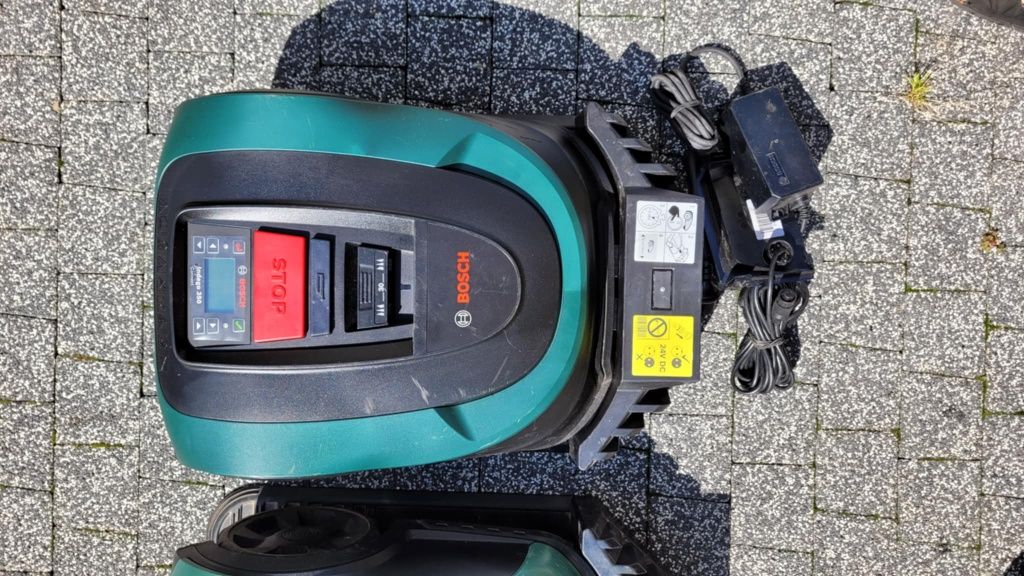 Robot koszący, Bosch Indego,  Honda,Robomow, Stiga kosiarka automatycz