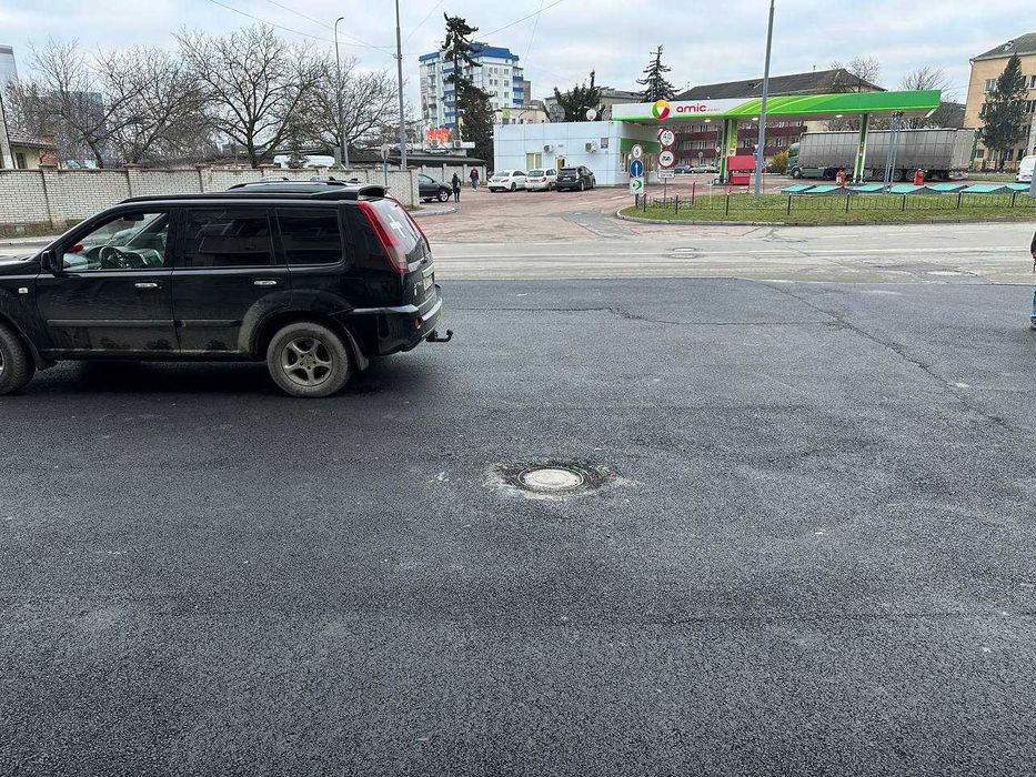 Продається комерційне приміщення вільного призначення