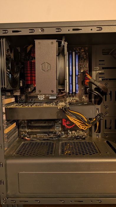 Komputer i7 4490k + rtx 2060 + 24gb ram