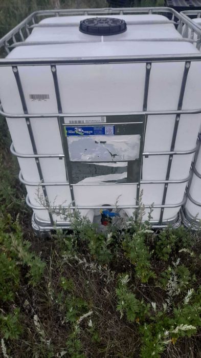 Mauzer 1000l zbiornik