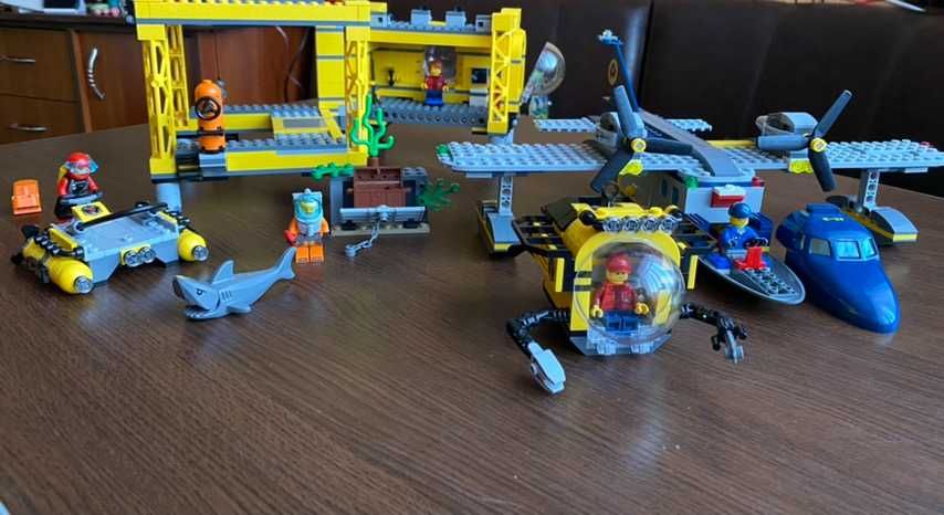 Набор LEGO Глубоководная исследовательская база 60096
