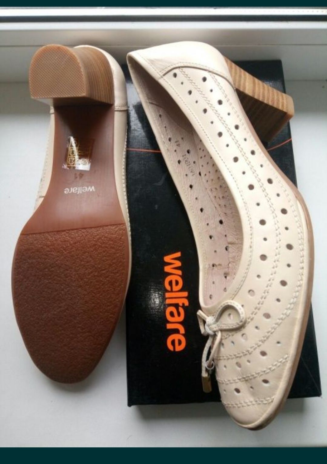 Новые кожаные туфли Welfare, 40 размера. Словакия