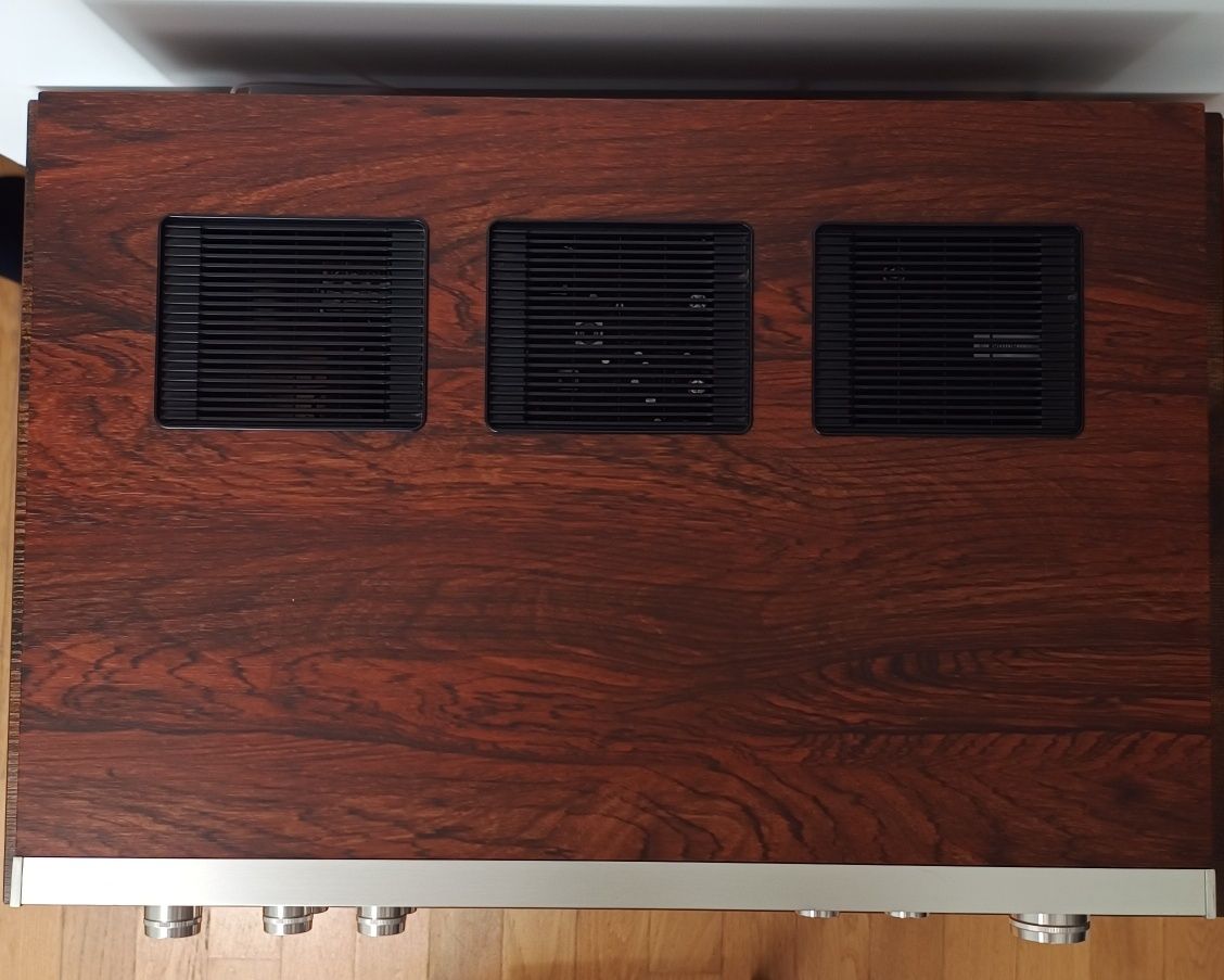 Amplituner HiFi LUXMAN  R-600S  vintage