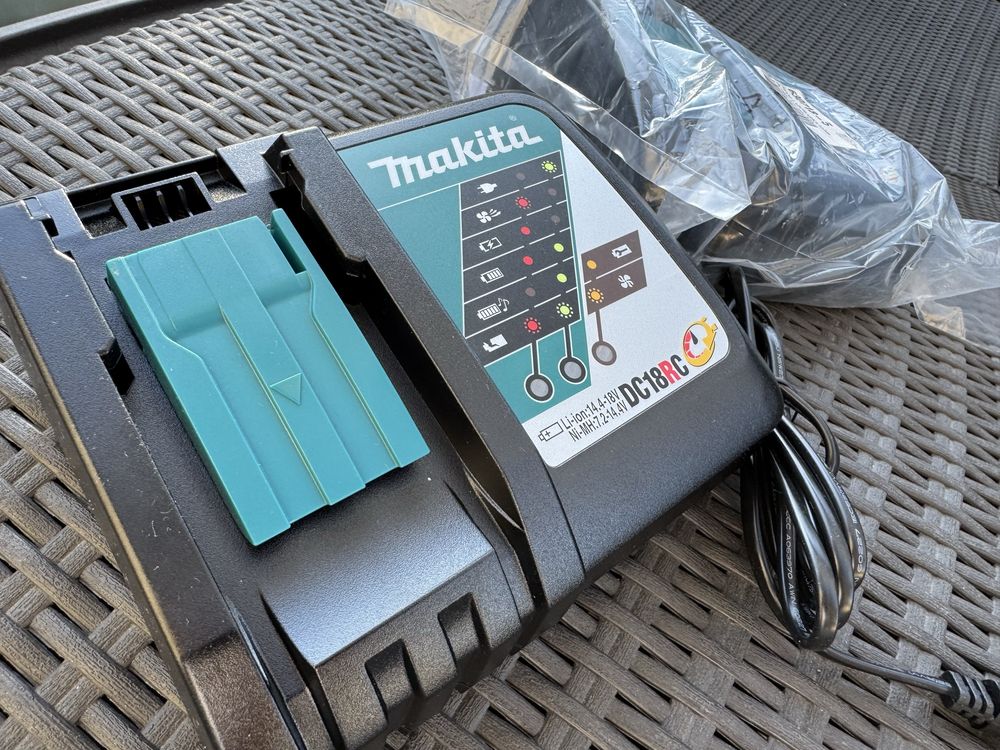 NOWA Szybka Ładowarka makita DC18RC 14,4 - 18V na baterię 3.0 5.0 itp