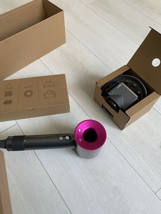 Фен Dyson supersonic hd07