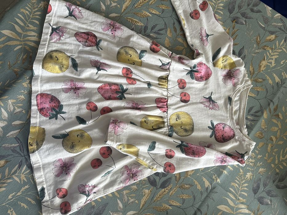 Сукні для дівчинки 98-104