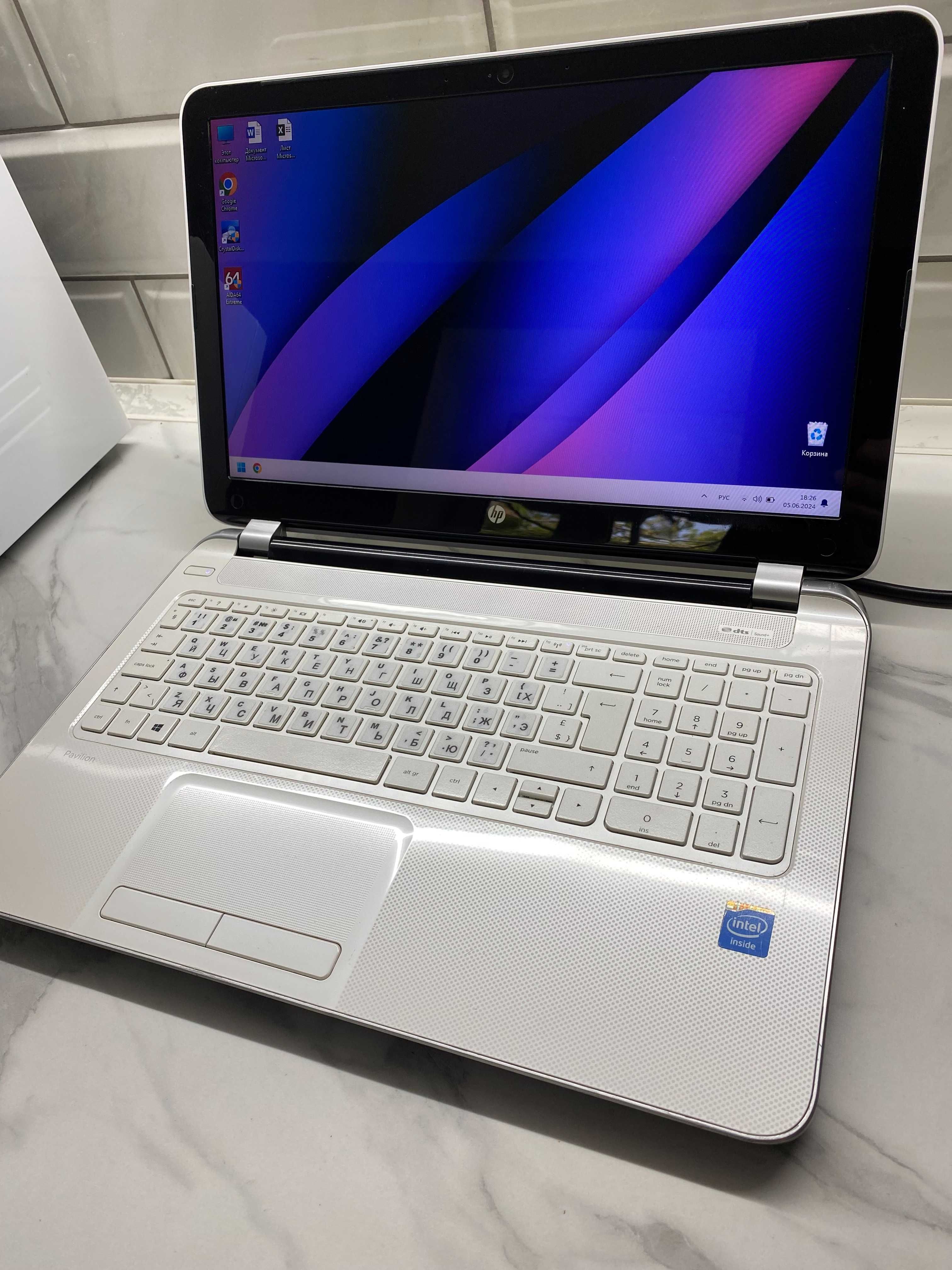 HP Pavilion 15 Celeron 1007U/4Гб ОЗУ/500Гб HDD/15.6" HD Нова АКБ