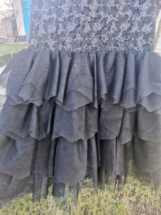 Шикарна сукня, плаття