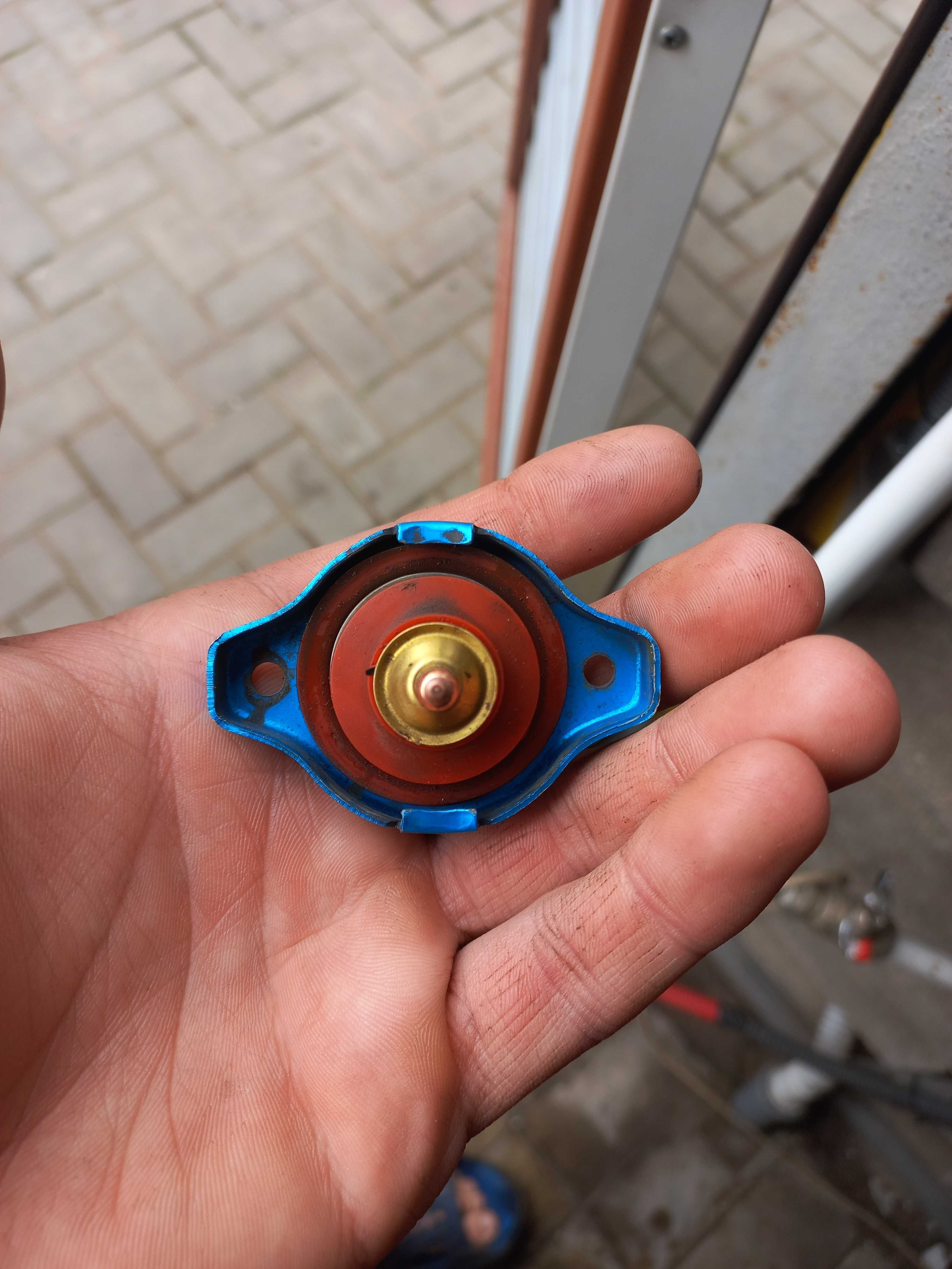 Пробка радиатора з термометром (мото і квадроцикли)