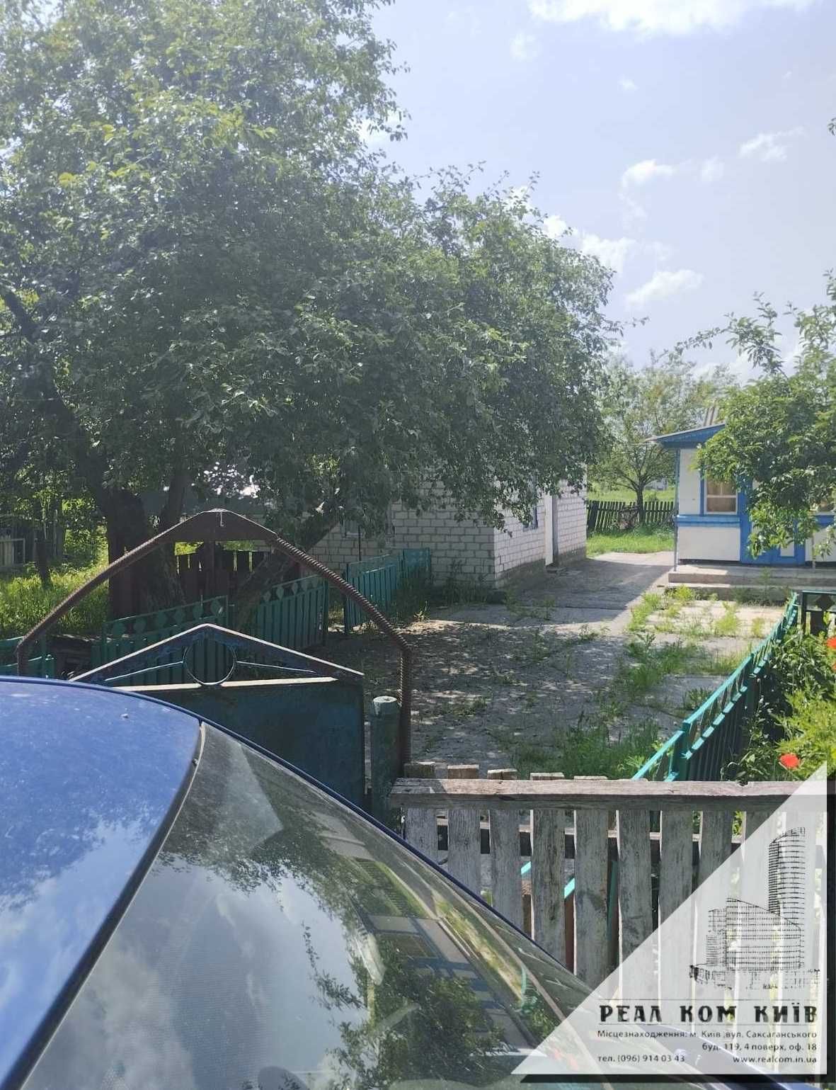 Велика територія з будинком, с. Івниця! 35 км до міста Житомир