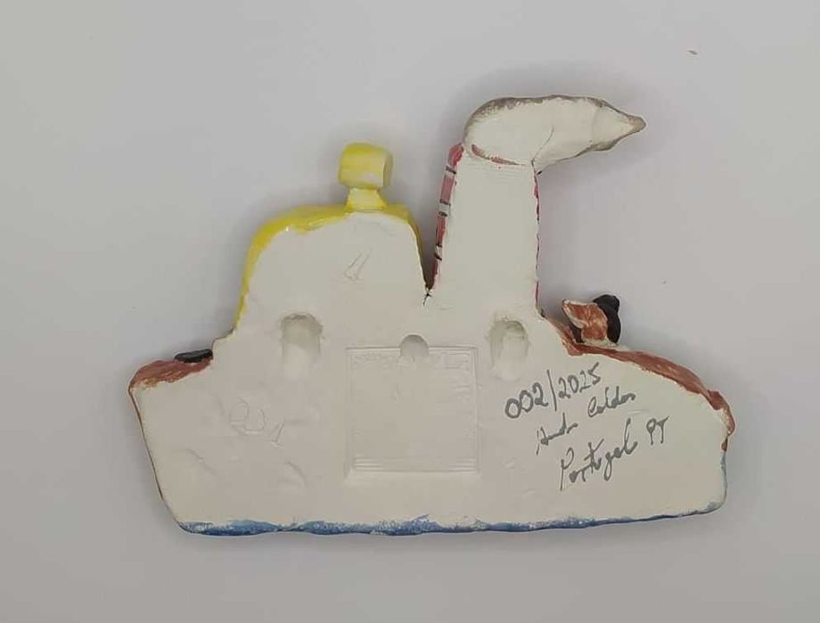 Escultura de cerâmica feita à mão: amigos no barquinho
