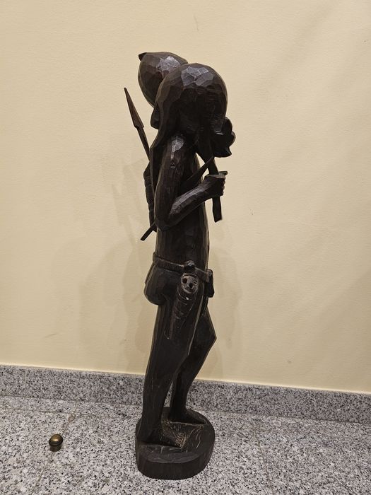 Estátua africana de Angola