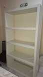 Estante branca Ikea