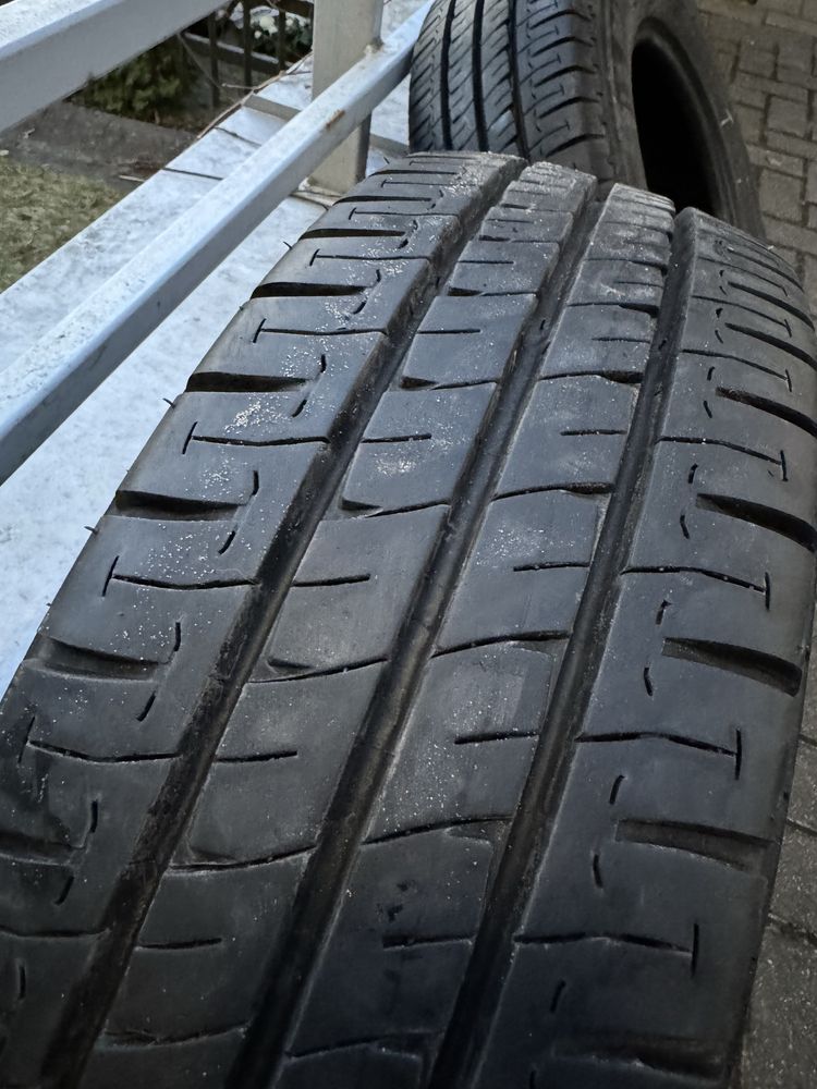 Opony Michelin 215/70 R15