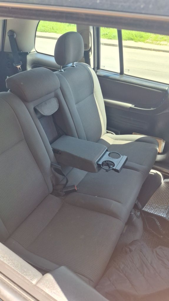 Opel zafira-A,  2.2dti, в робочому стані.
