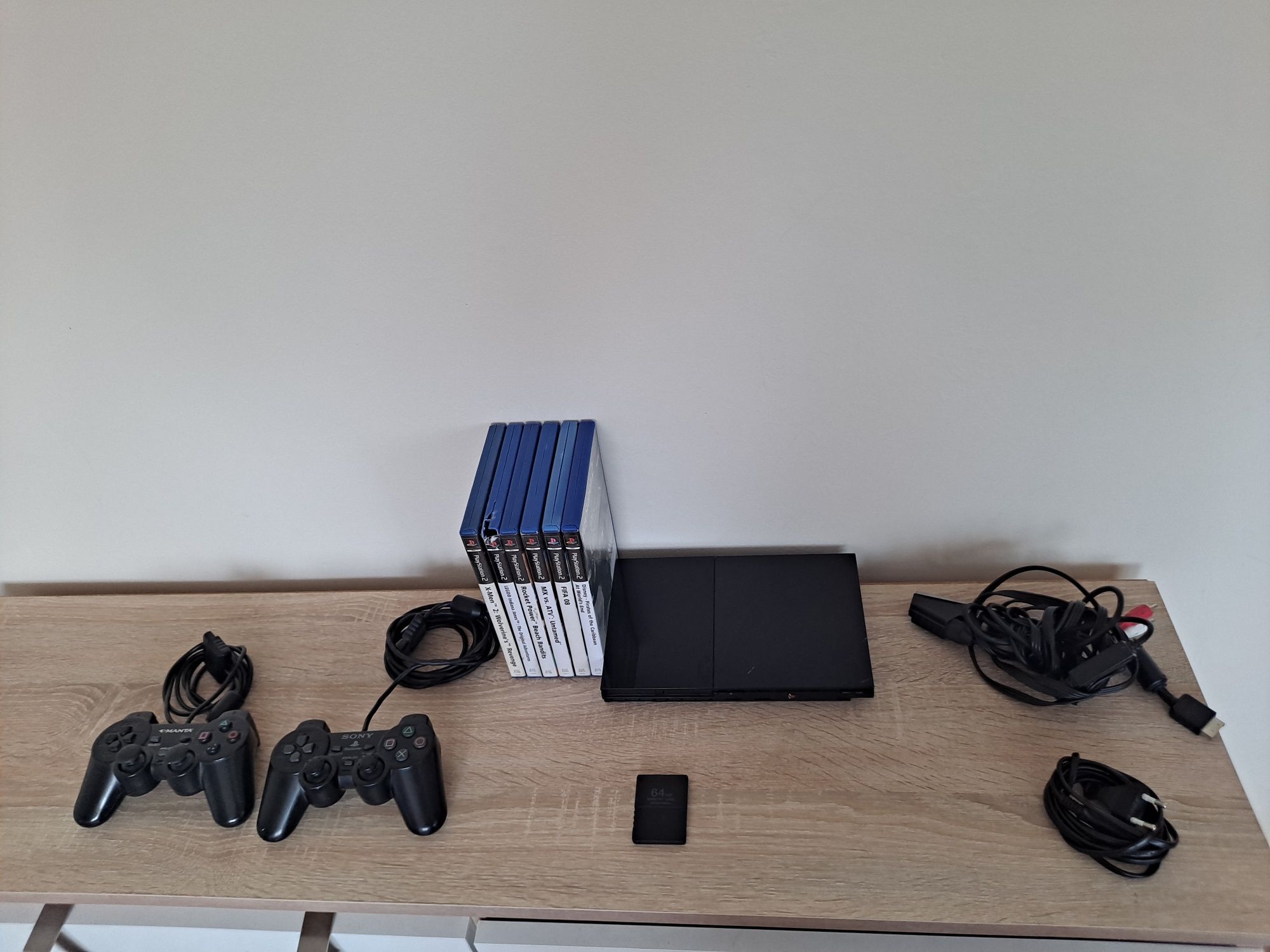 Konsola PlayStation 2 Slim +Gry 2 Pady