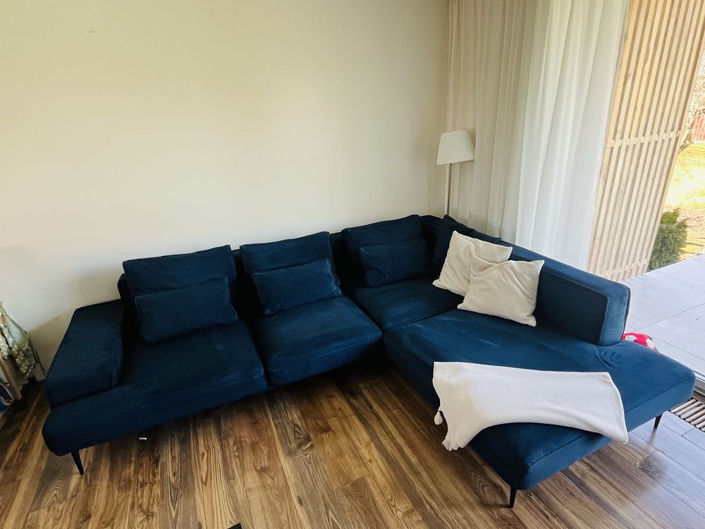 Kanapa Narożnik MESITO z funkcją spania granatowy VELVET