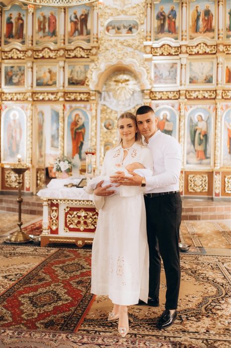 Сукня gunia . Лляна вишита сукня ОНИСІЯ .