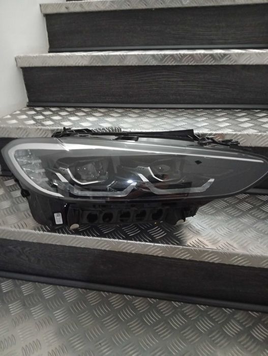 BMW i4 g26 g22,g23 lampa prawy przód