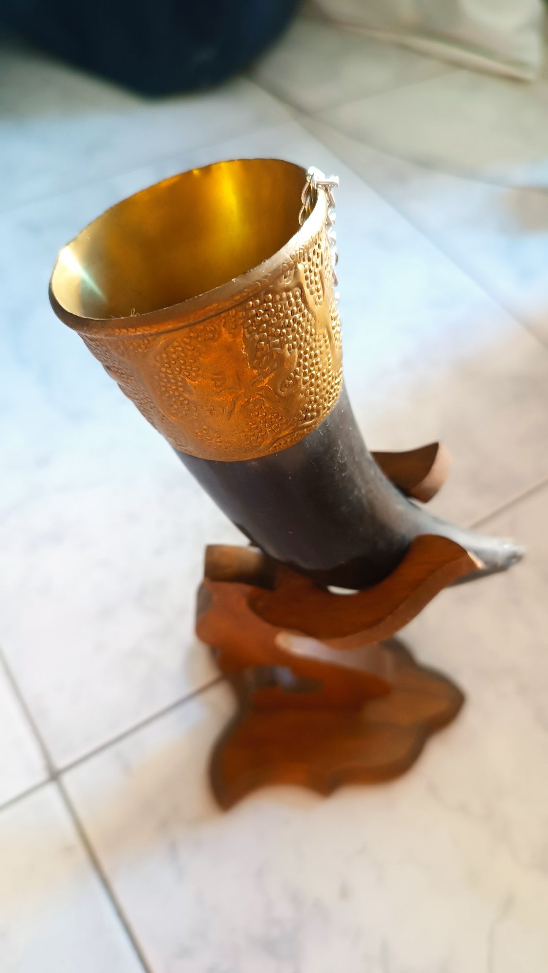 Chifre Viking + suporte madeira
