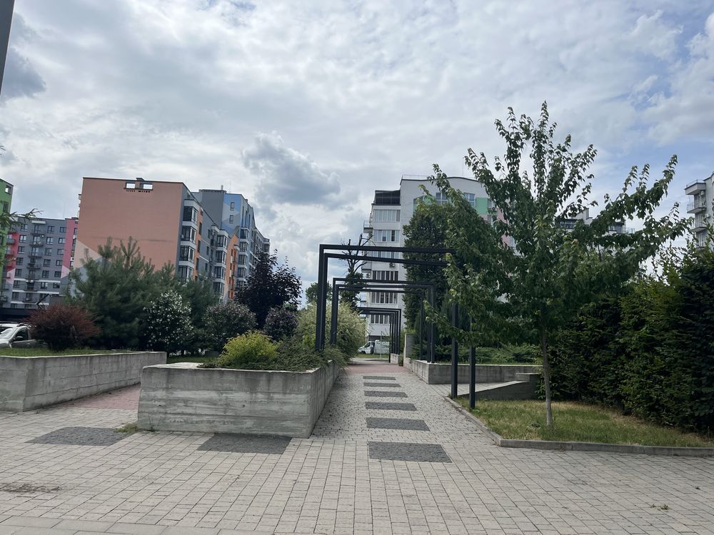 Продається видова 1 кім. по вул. Національної Гвардії. Розтермінування