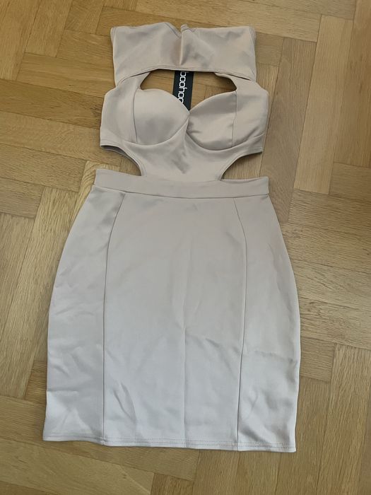 Nowa sukienka M/L boohoo