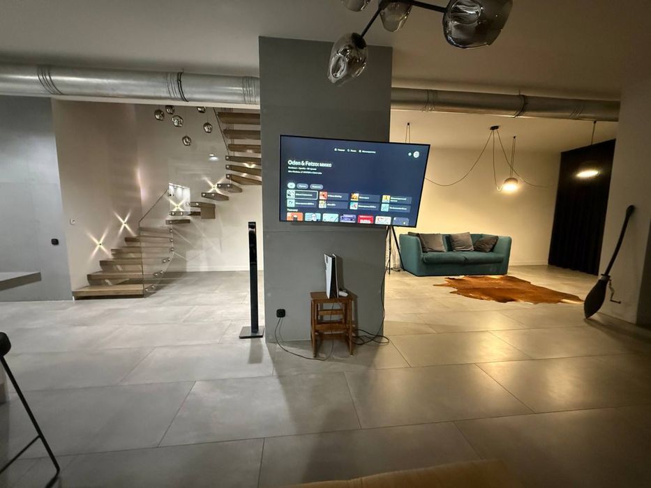 Продам Квартиру ( Пентхаус ) в Киеве