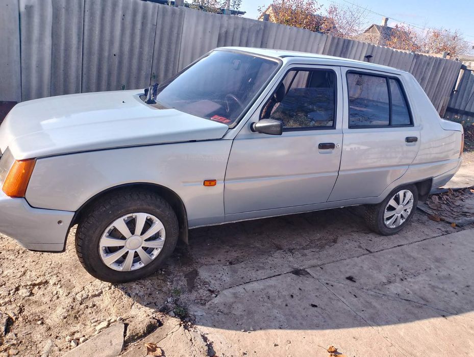 Продам Славуту 2006 год ,1,2 бензин 80 т пробег