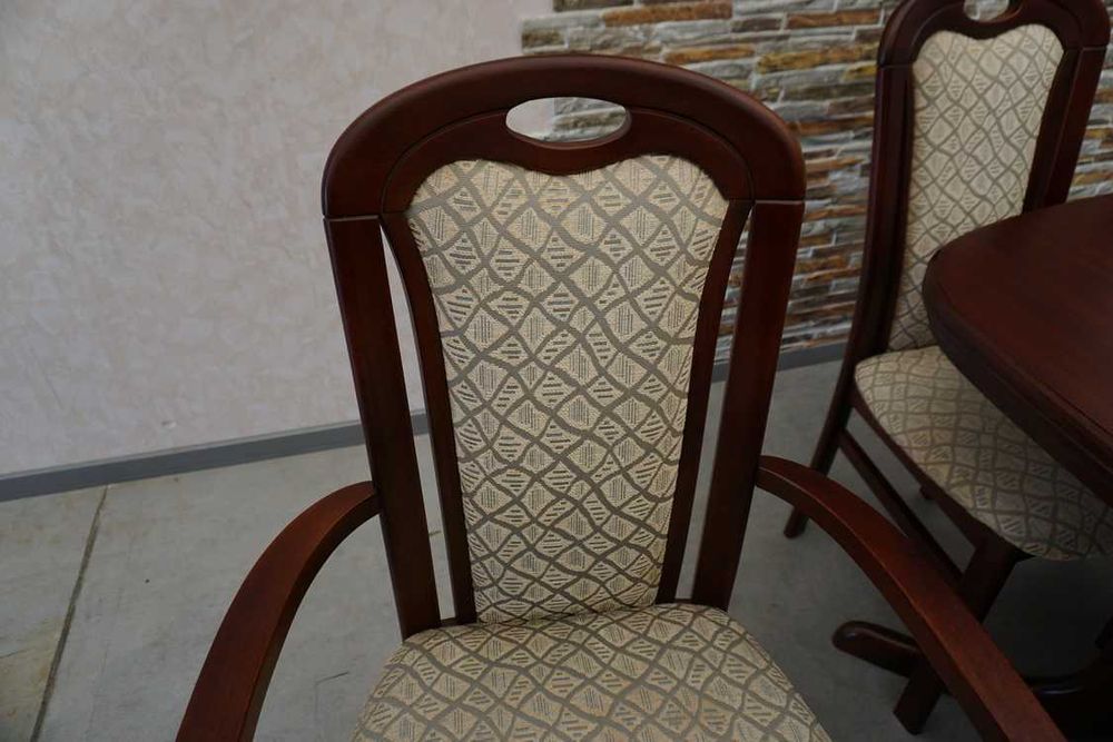 stół mahoniowy rozkładany do 210 cm + 6 krzeseł  (l-145)   rabat  30%