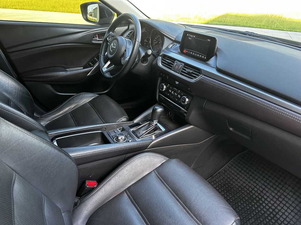 Продам MAZDA 6 Evolution
