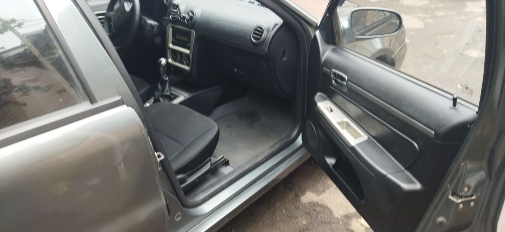 Продам Джілі СК 2013 року 106т.км.,в доброму стані.