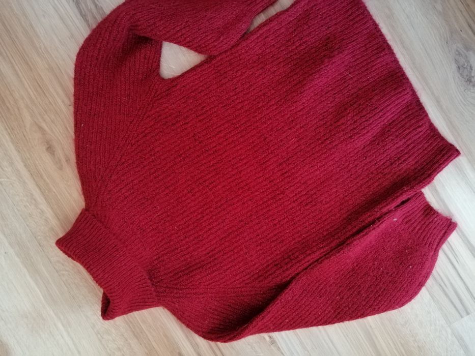 Bordowy sweterek golf dla dziewczynki Primark 116