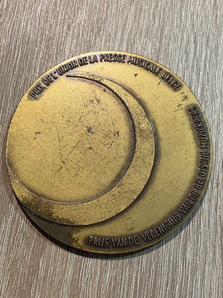 Stary medal Prix Caecilia Belgijska prasa muzyczna