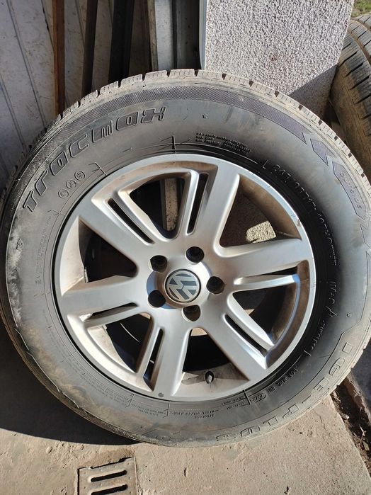 Koła zima VW Amarok T5T6 BMW oryginalne. 245/65 R17 107H ,NOWE OPONY .