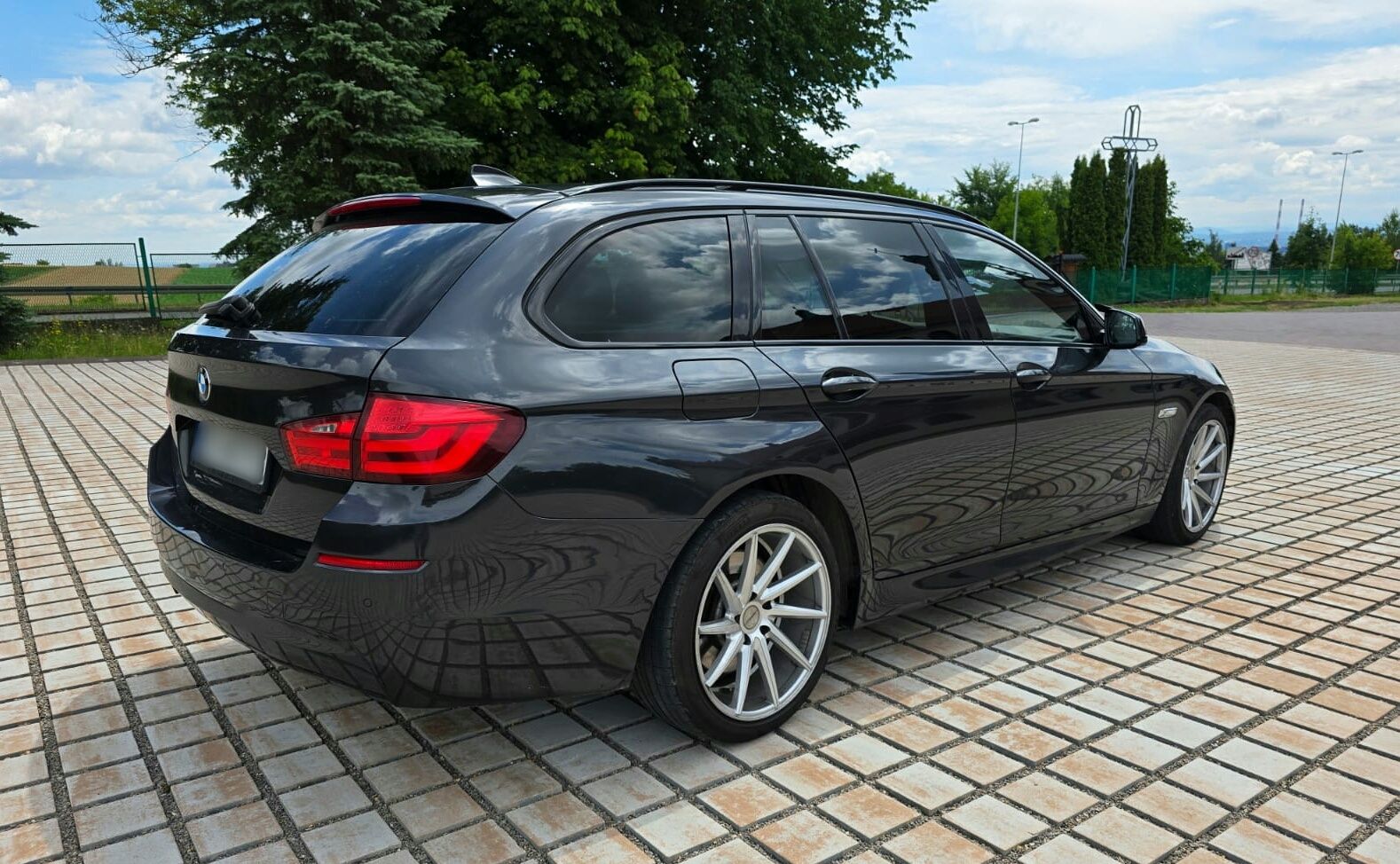 BMW F11 M-Pakiet 3.0D 258KM X-Drive~Bixenon~Navi~Alcantara~Zadbana~