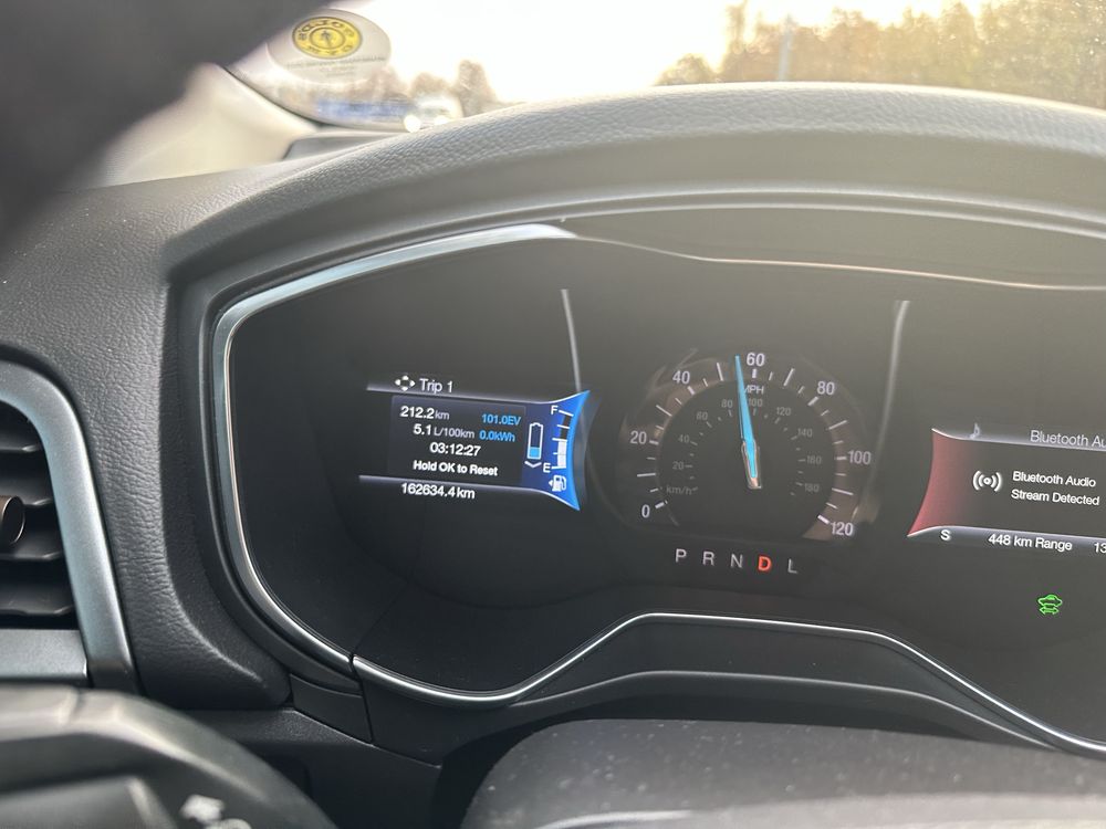 Ford Fusion plugin-hybrid TITANIUM
