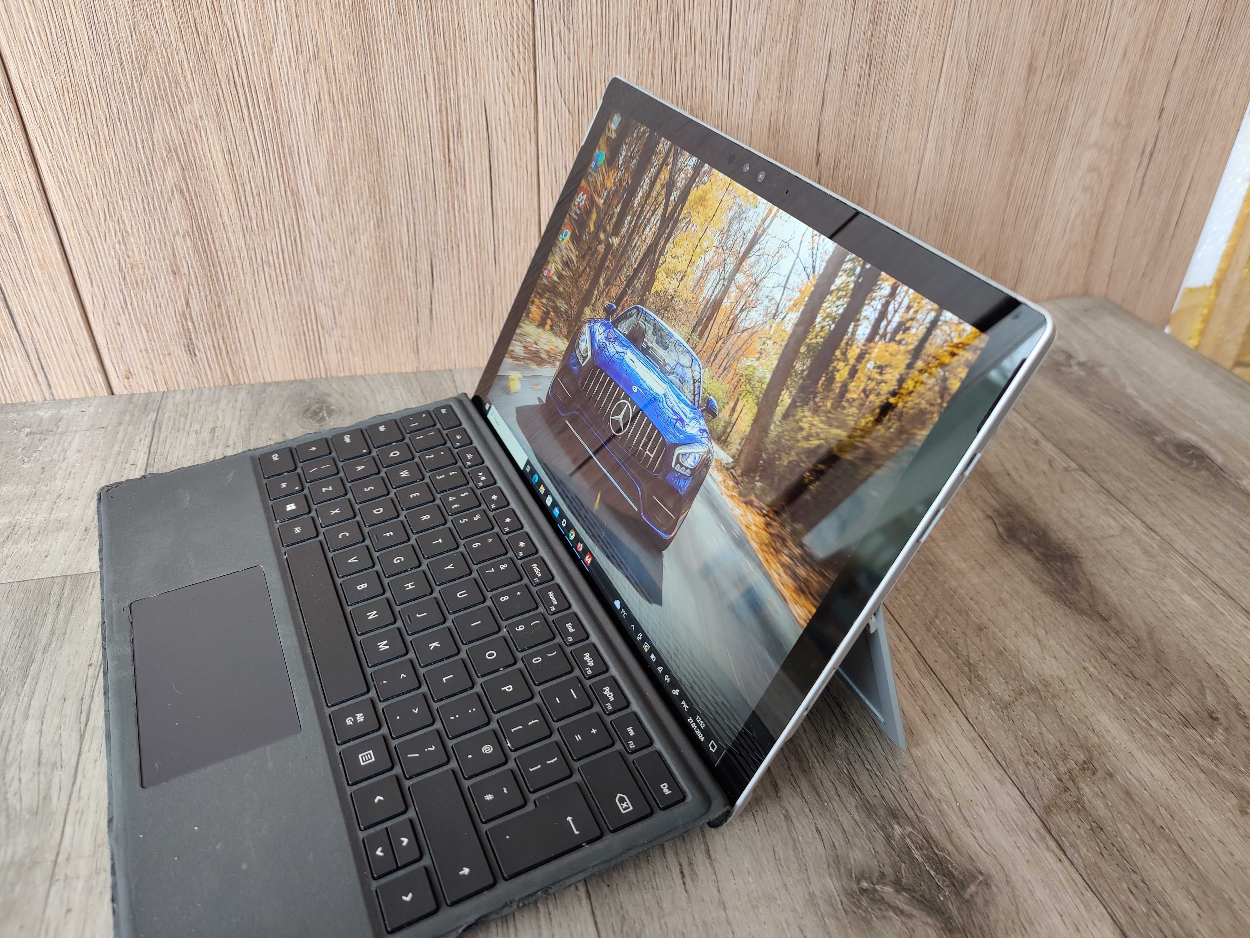 Планшет Microsoft Surface Pro 4 - i7/16GB/256GB