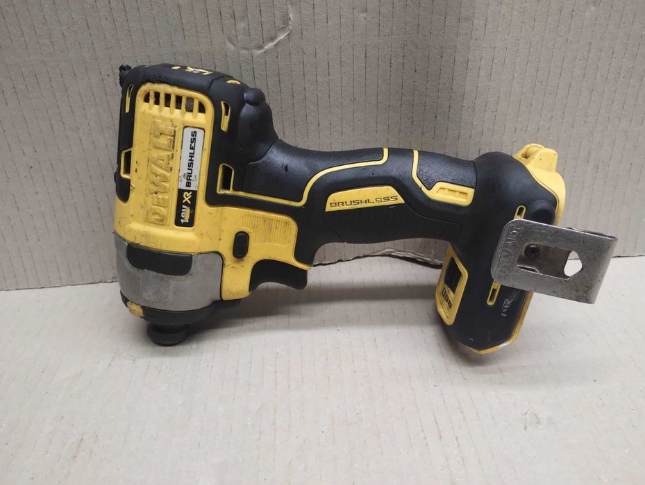 Zakrętarka DeWalt DCF 887 XR18 2021 rok