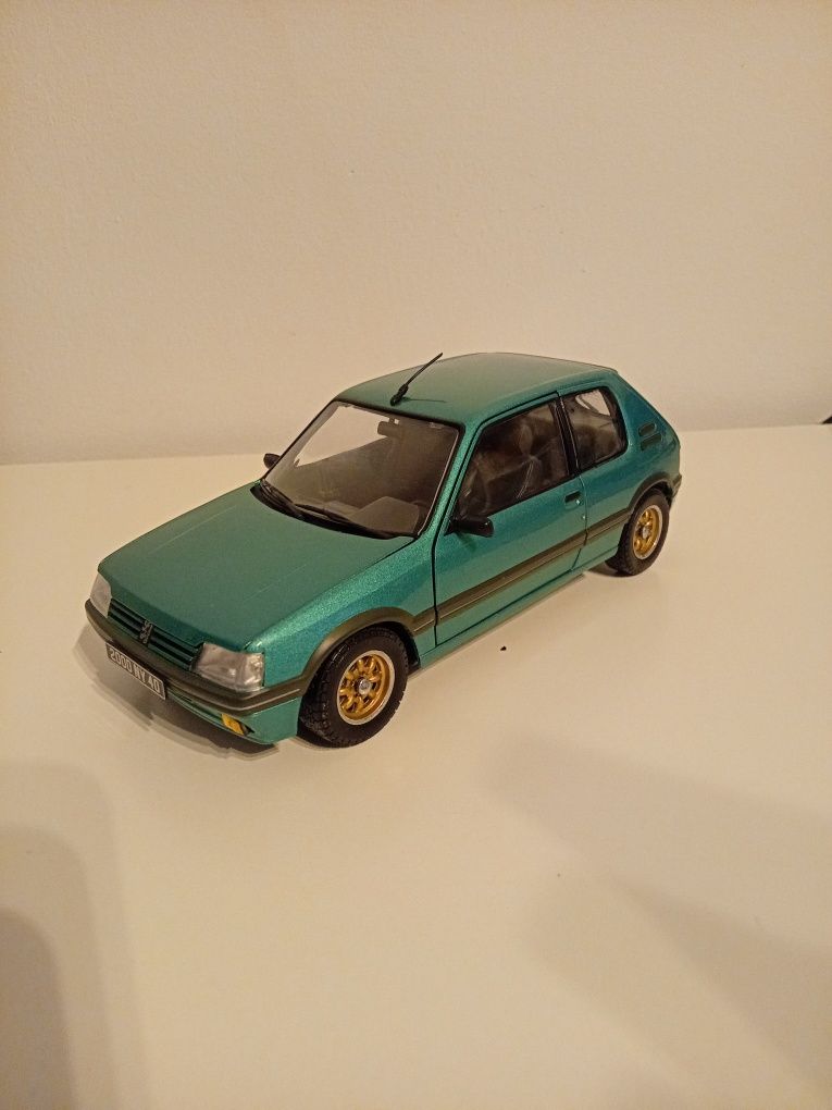 Peugeot 205 GTI norev 1:18