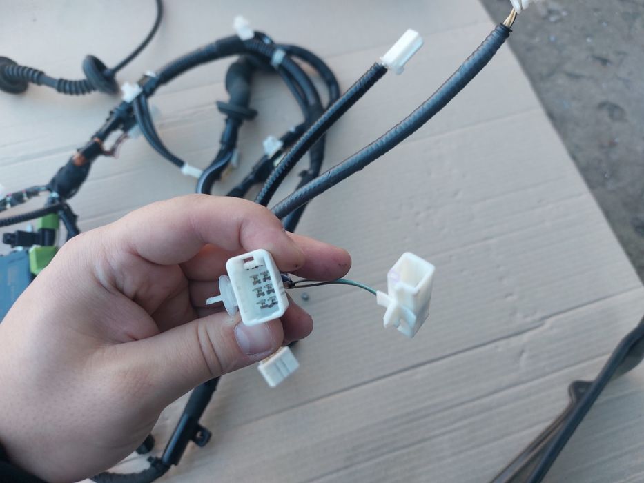 Оригінальна проводка під електро ляду  Toyota Rav 4 2019