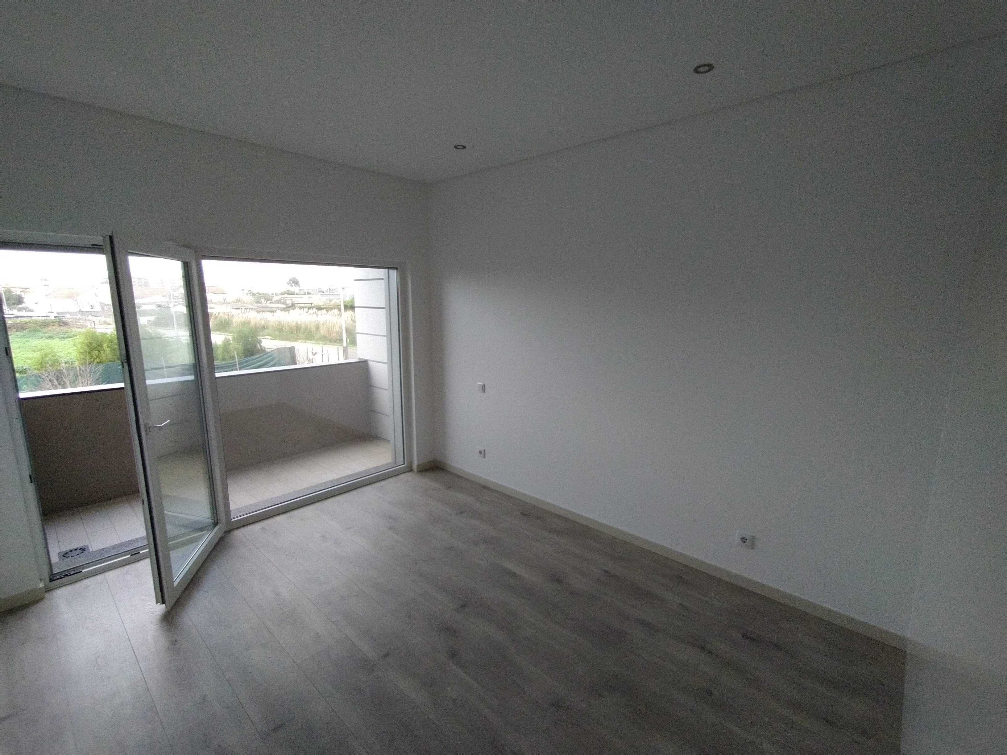 Apartamento T1 em Arcozelo
