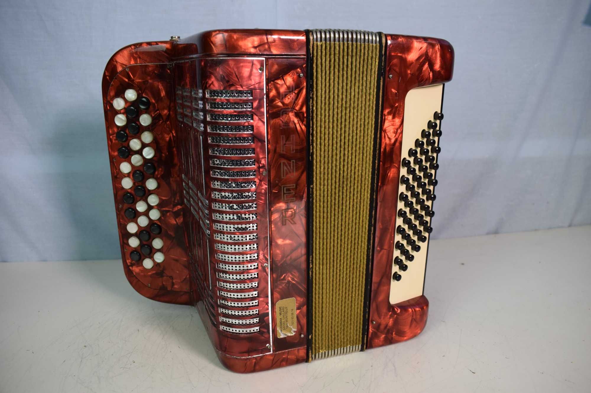 Acordeao Hohner Amati 2 Voz 48 Baixos, N 203