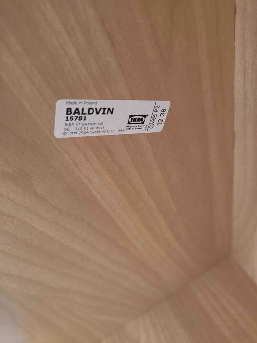 Małe biurko BALDVIN (IKEA 16781) rozmiar 60x48,5x70,5 cm