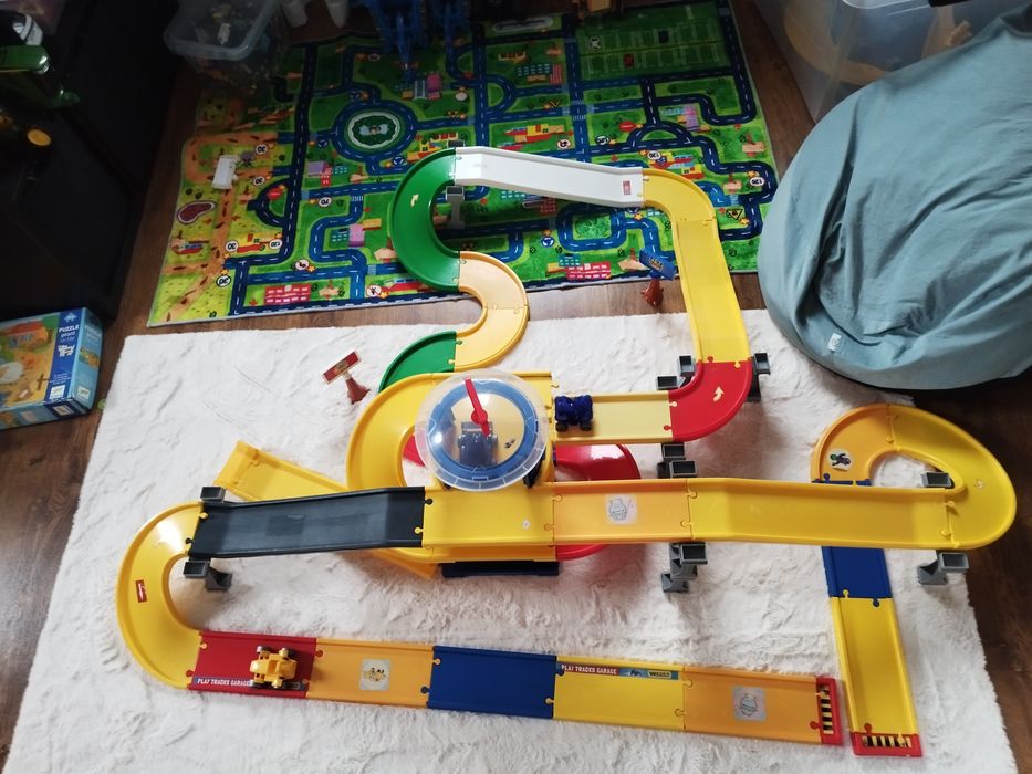 Kolorowy tor wyścigowy